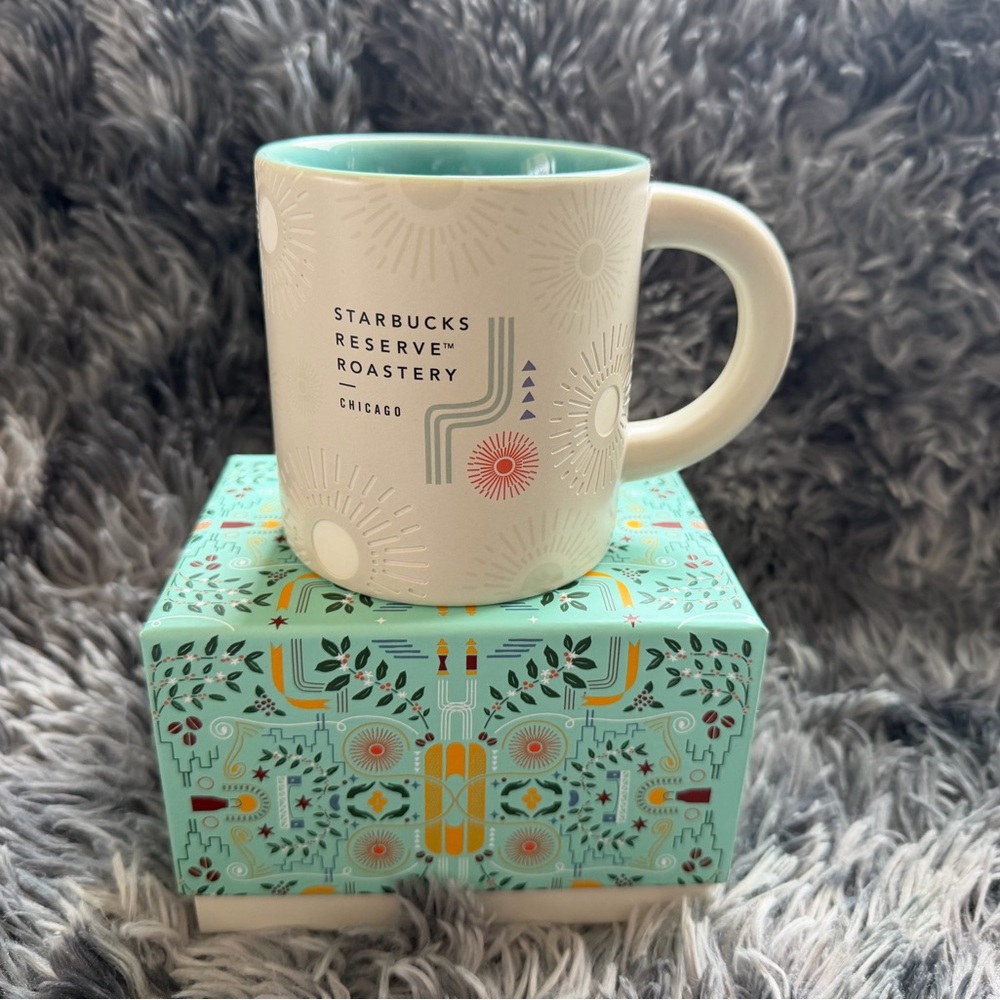 Starbucks Reserve Roastery Mug - Cream and Green